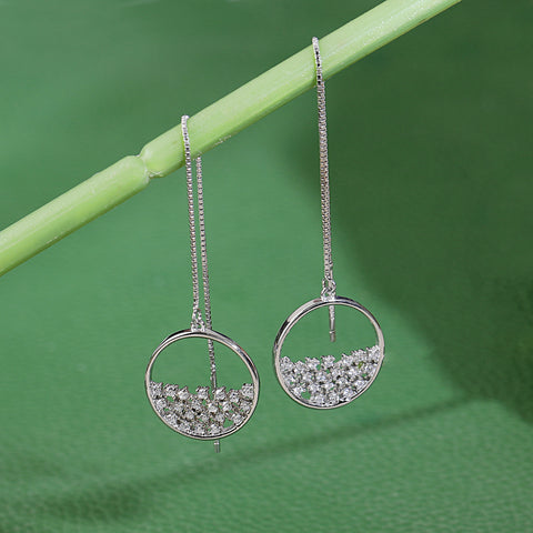 Half Glitter Diamond  Detail Round Earring