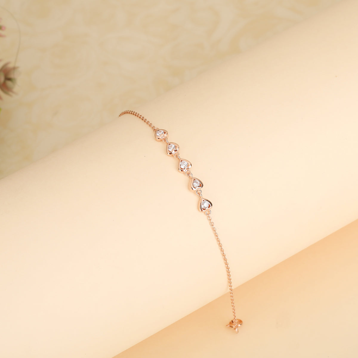 Rose gold heart bracelet