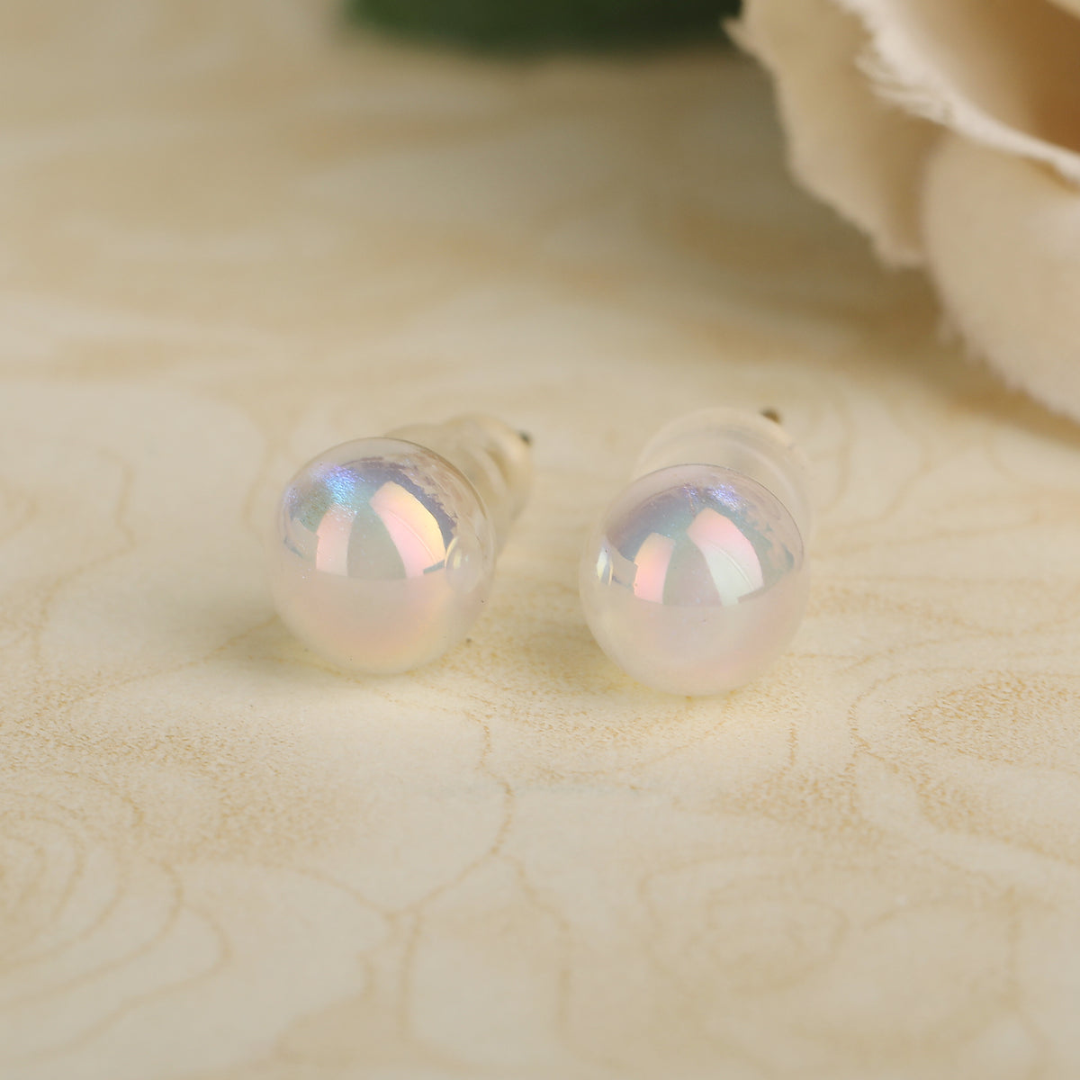 White pearl silver earring