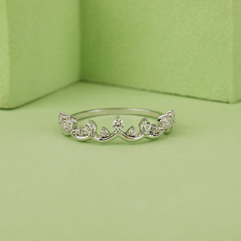 crown type ring