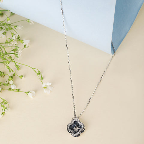 designer clover with star pendant with chain