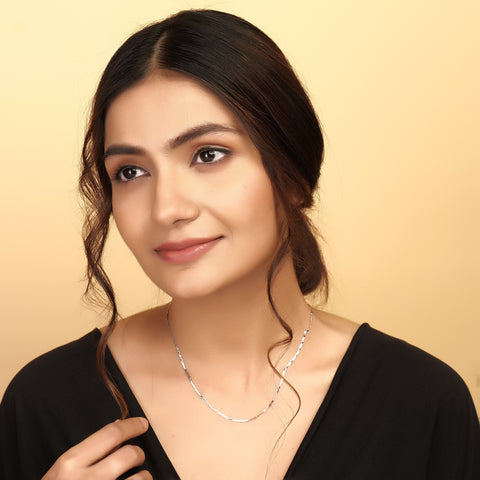 Alluring links silver chain