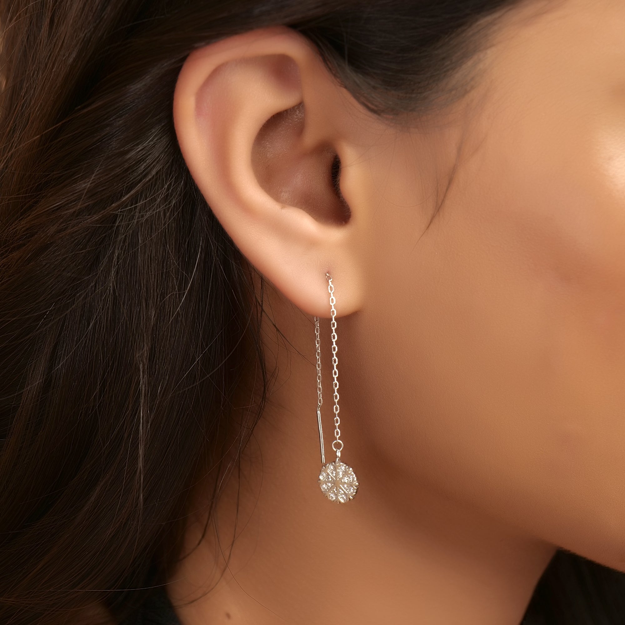 Long chain with designer flower earring